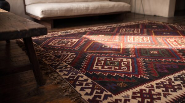 Antique caucasian - kilim caucasian multicolor 1930s rug 8 Antique caucasian - kilim caucasian multicolor 1930s rug (sku 22493) - in-room detail