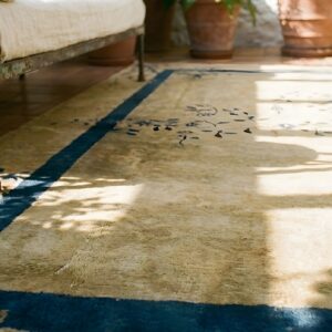 Chinese 1920s Antique Knotted - Art Deco Rectangle Ivory Room Size Wool Rug (SKU 25428) - in-room detail