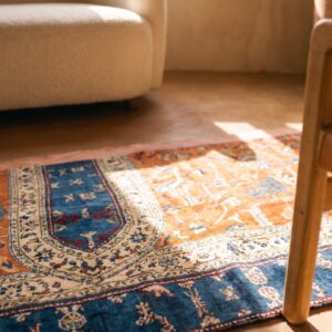 Antique Chinese Coral Textile Small Scatter Size Wool Rug (SKU 25294) - in-room detail