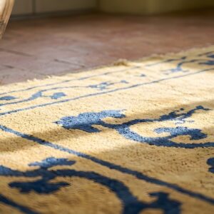 Antique Chinese Dragon Design Yellow Hand Knotted Wool Pile Peking Rug (SKU 22190) - in-room detail