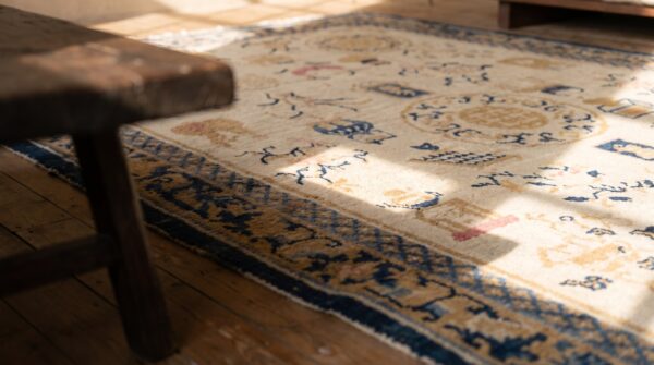 Antique chinese - ningxia hallway runner wool ivory rug 9 Antique chinese - ningxia hallway runner wool ivory rug (sku 19985) - in-room detail