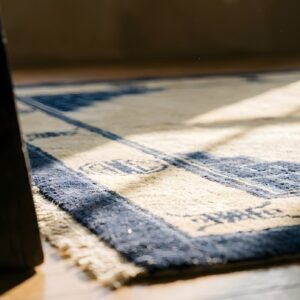 Antique Chinese - Peking Hallway Runner Wool Ivory Rug (SKU 25017) - in-room detail