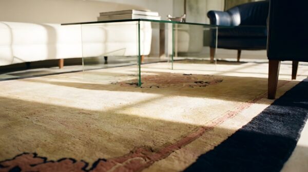 Wool chinese small scatter size 1920s knotted rectangle - art deco antique rug 8 Wool chinese small scatter size 1920s knotted rectangle - art deco antique rug (sku 22278) - in-room detail