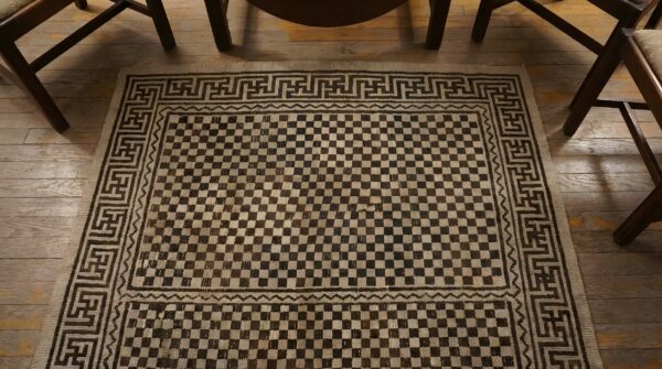 Antique chinese - tibetan ivory 1930s rug (sku 25758) - in-room detail
