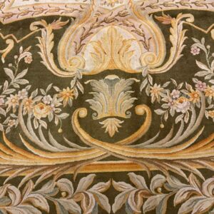 Contemporay Luxury Green Field Medallion Antique European Savonnerie Gallery Rug - detail view 3