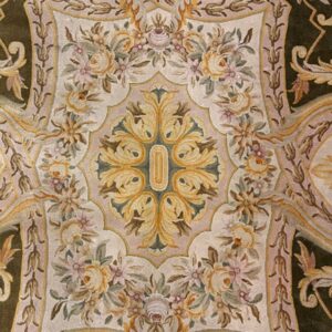 Contemporay Luxury Green Field Medallion Antique European Savonnerie Gallery Rug - detail view 6