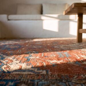 Coral Late 19th Century Antique Rustic Persian Heriz Serapi Medallion Rug (SKU 24431) - in-room detail