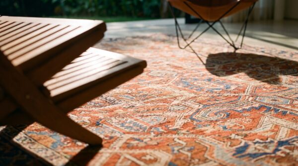 Coral rustic late 19th century tribal antique persian geometric heriz serapi rug 8 Coral rustic late 19th century tribal antique persian geometric heriz serapi rug (sku 25063) - in-room detail