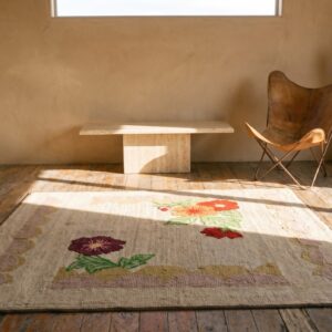 Crispy White Antique Rare Floating Floral Design Pattern American Hooked Square Rug (SKU 17191) - room view