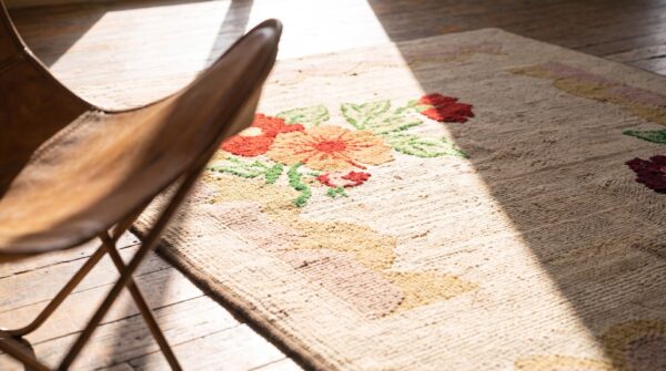 Crispy white antique rare floating floral design pattern american hooked square rug 11 Crispy white antique rare floating floral design pattern american hooked square rug (sku 17191) - in-room detail