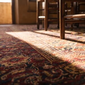 Fine Weave Antique Floral Medallion Design Persian Farahan Rug (SKU 21375) - in-room detail