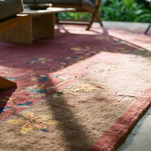 Antique Floral Art Deco Design Chinese Purple Color Rug (SKU 24549) - in-room detail