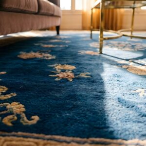 Hand Knotted Wool Pile Floral Antique Chinese Deco Carpet (SKU 25802) - in-room detail