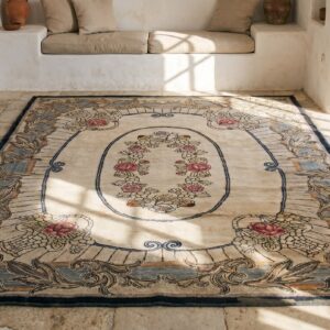 Floral Medallion Ivory Beige Cream White Rectangle 1930s Hooked - Loop Pile Wool & Cotton Antique Rug (SKU 17452) - room view