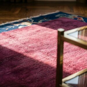 Antique Floral Wool Hand Knotted Pile Purple 1925 Rug (SKU 25625) - in-room detail