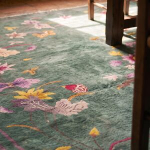 Antique Green Color Floral Room Size Chinese Art Deco Wool Rug (SKU 22619) - in-room detail