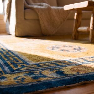 Antique Hallway Runner Wool Yellow Rug (SKU 25085) - in-room detail