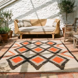 Ivory Antique Allover Geometric Tribal Native American Flat Weave Navajo Rug (SKU 20331) - room view