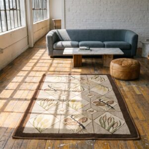 Ivory American Hooked Antique 1930s Wool Small Scatter Size Rug (SKU 19233) - room view