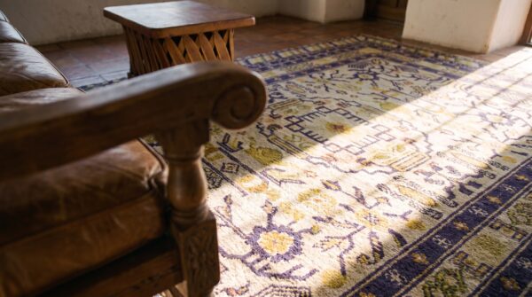 Ivory background antique luxurious silk pile classic chinese rug 10 Ivory background antique luxurious silk pile classic chinese rug (sku 24451) - in-room detail