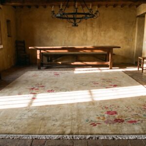 Ivory Antique Wool Floral Chinese Art Deco Hand Knotted Pile Rug (SKU 21765) - room view