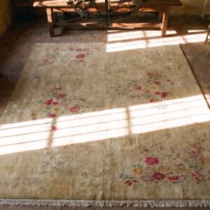 Ivory Antique Wool Floral Chinese Art Deco Hand Knotted Pile Rug (SKU 21765) - styled overhead view