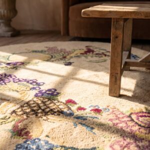 Antique Ivory Open Field Small Oval American Hooked Folk Art Rug (SKU 20546) - in-room detail