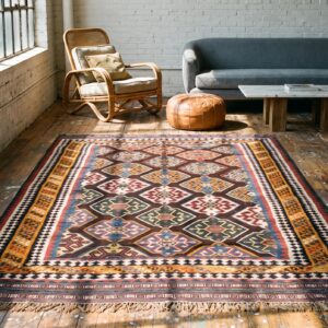 Antique Kilim - Ghashgaie Persian Flat Weave Rug (SKU 22024) - room view