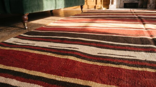 Antique kilim - n. W. Persian persian knotted rug 11 Antique kilim - n. W. Persian persian knotted rug (sku 19218) - in-room detail