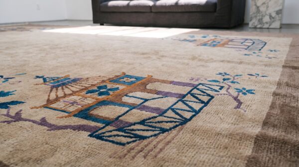 Antique large chinese - art deco chinese knotted rug handcrafted 7 Antique large chinese - art deco chinese knotted rug handcrafted (sku 22523) - in-room detail