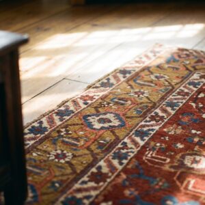 Large Red Tribal Geometric Antique Persian Heriz Serapi Room Size Rug (SKU 24078) - in-room detail