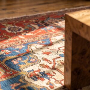 Late 19th Century Ivory Antique Persian Serapi Heriz Tribal Geometric Room Size Rug (SKU 21217) - in-room detail