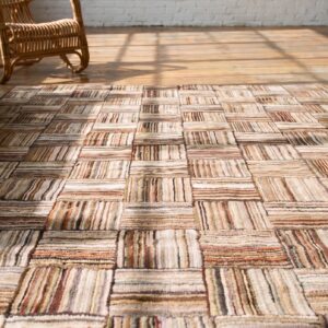 Light Brown Earthy Antique American Geometric Folk Art Basket Weave Pattern Hooked Rug (SKU 17336) - in-room detail