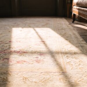 Light Cream Color Faded Rose Floral Design Antique French Aubusson Rug (SKU 21508) - in-room detail
