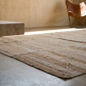 Light Earthy Stripped Pattern Early 20th Century Northwest Persian Flat Weave Kilim Rug (SKU 19396) - in-room detail