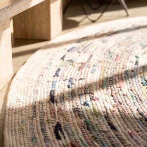 Antique Light Ivory Modernist Round American Braided Area Rug (SKU 19891) - in-room detail