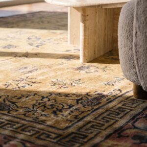 Light Yellow Antique Distressed Oversized Chinese Shabby Chic Knotted Rug (SKU 17326) - in-room detail