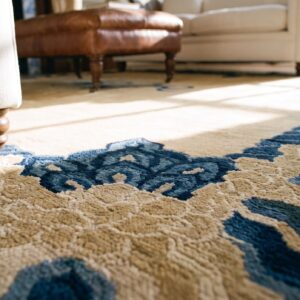 Antique Medallion Wool Hand Knotted Pile Blue 1920s Rug (SKU 25546) - in-room detail