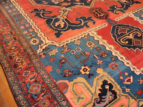 Antique n. W. Persian bakhshaiesh carpet 10'8"×16'10" blue & red, hand-knotted wool, 1880s 12 Antique n. W. Persian bakhshaiesh carpet 10'8"×16'10" blue & red, hand-knotted wool, 1880s (sku 21739) - room view