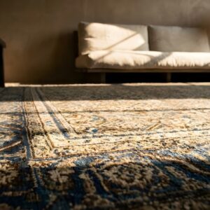 Neutral Earth Tone Color Antique Tribal Herati Design Large Persian Bakshaish Rug (SKU 23734) - in-room detail