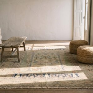 Antique Panderma Kayseri Turkish Knotted Rug (SKU 18166) - room view