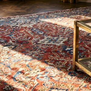 Antique Persian Sultanabad Rug 12'6"×16'10" Red Geometric, Circa 1890 (SKU 22826) - in-room detail