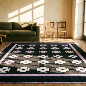 Antique Quilt American Knotted Square Rug (SKU 20614) - room view