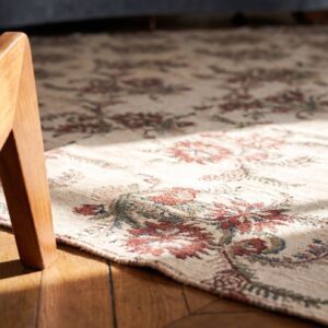 Antique Quilt American USA Allover Floral Needlework Square Rug (SKU 20624) - in-room detail