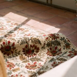 Knotted Quilt Antique Multicolor Square Small Scatter 1920s Wool Rug (SKU 20718) - in-room detail