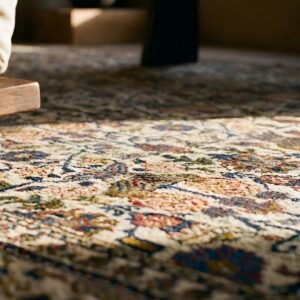Antique Qum Iran Knotted Rug (SKU 25576) - in-room detail