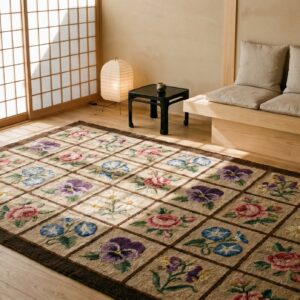 Antique Range Of Flower Display Pattern American Folk Art Hooked Rug (SKU 17320) - room view
