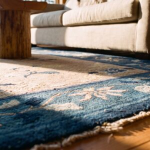 Rectangle Hand Knotted Pile Antique Ivory Beige Cream White 1920s Wool Rug (SKU 24205) - in-room detail