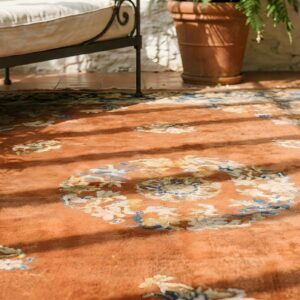 Red Antique Chinese - Art Deco Allover Floral Knotted Rug (SKU 25216) - in-room detail