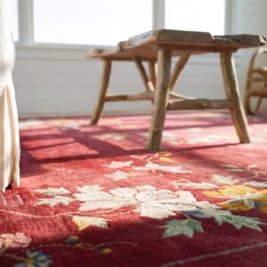 Red Room Size Antique Wool Pile Floral Chinese Deco Carpet (SKU 25103) - in-room detail